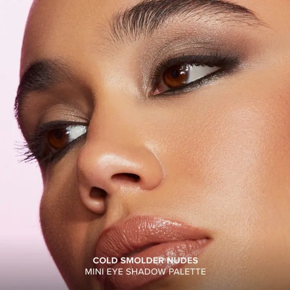 Too Faced Born This Way Cold Smother Nudes Eyeshadow Palette NEW IN BOX - Picture 5 of 8